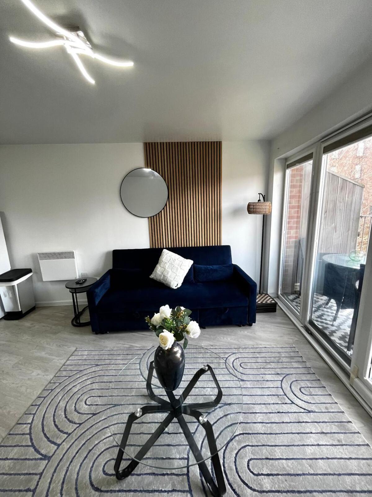 Serene 2-Bed Flat With Canal Views - Coop Live & Ethiad Manchester Eksteriør bilde